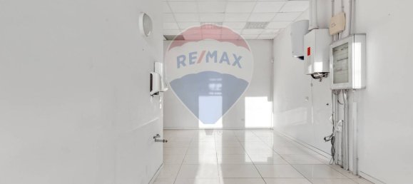 Imóvel comercial de 3 divisões em Pieve Emanuele, Italy N.º 265349 6