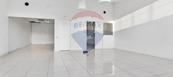 Imóvel comercial de 3 divisões em Pieve Emanuele, Italy N.º 265349 13