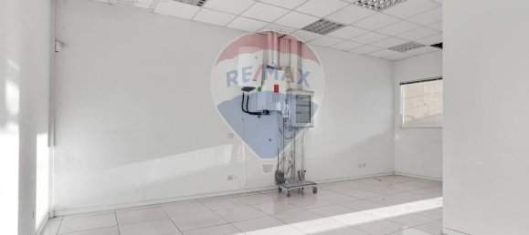 Imóvel comercial de 3 divisões em Pieve Emanuele, Italy N.º 265349 5