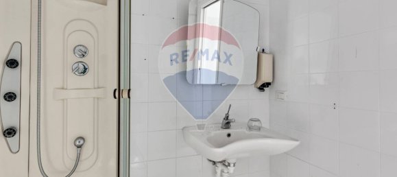 Imóvel comercial de 3 divisões em Pieve Emanuele, Italy N.º 265349 15