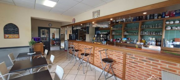 Casa de 3 dormitorios en Macquigny, France No. 239776 10