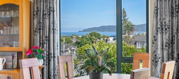 4 Schlafzimmer Haus in Paraparaumu, New Zealand, Nr. 100 2