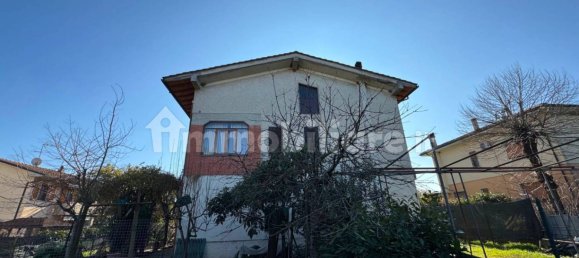 4 bedrooms Villa in Fucecchio, Italy No. 62339 32