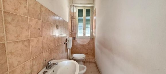 Квартира с 3 комнатами в Палермо, Италия № 214997 37