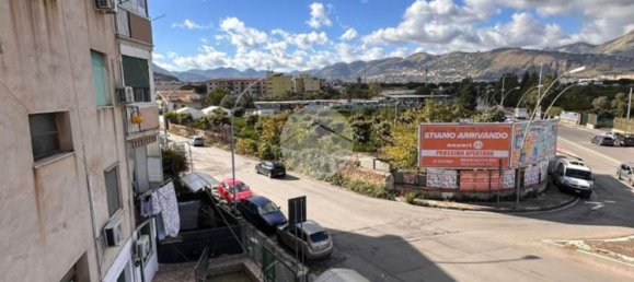 Квартира с 3 комнатами в Палермо, Италия № 214997 33