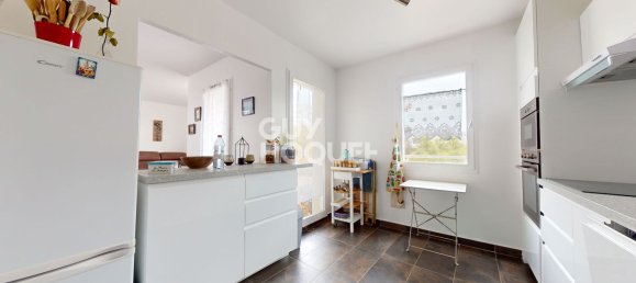 Apartamento de 2 dormitorios en Eaubonne, France No. 167114 3