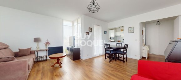 Apartamento de 2 dormitorios en Eaubonne, France No. 167114 2