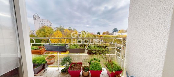 Apartamento de 2 dormitorios en Eaubonne, France No. 167114 9