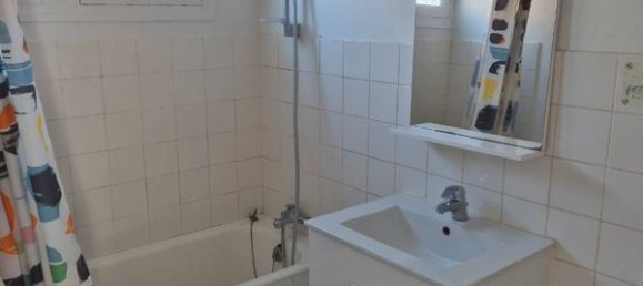 2 bedrooms Apartment in Chalons-en-Champagne, France No. 277675 3