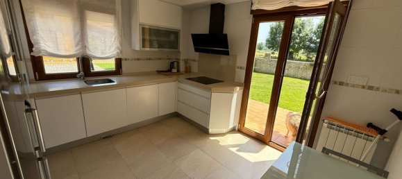 4 Schlafzimmer Haus in Cantabria, Spain, Nr. 148374 8