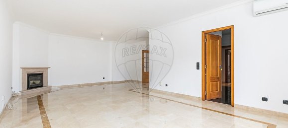3 bedrooms Apartment in Cascais, Portugal No. 96068 7