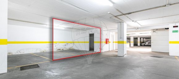 3 bedrooms Apartment in Cascais, Portugal No. 96068 24