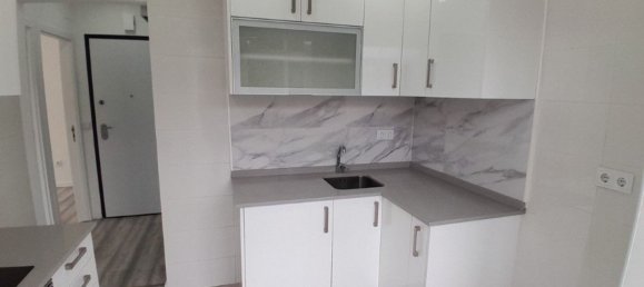 Studio in Lisbon, Portugal No. 154009 13