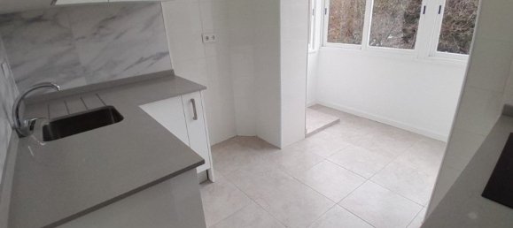 Studio in Lisbon, Portugal No. 154009 11