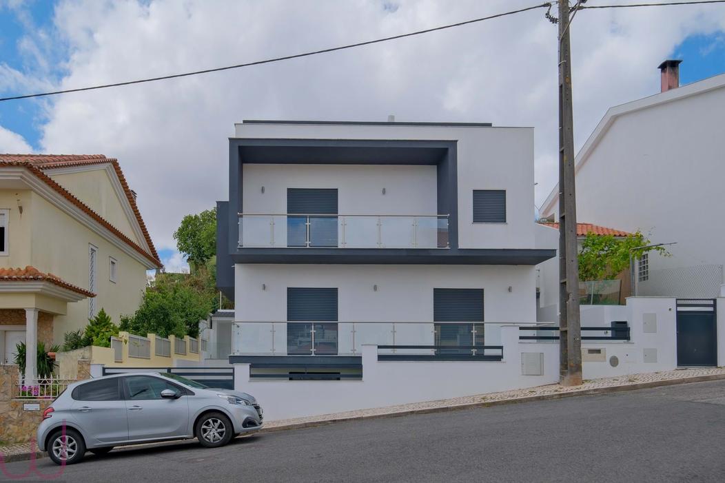 4 Schlafzimmer Haus in Odivelas, Portugal, Nr. 338310