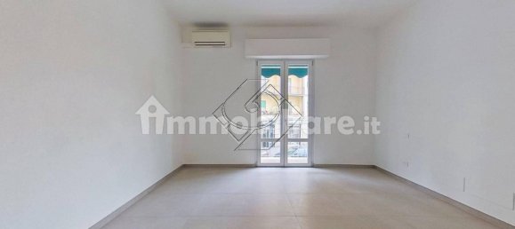 2 bedrooms Apartment in Florence, Italy No. 49530 11