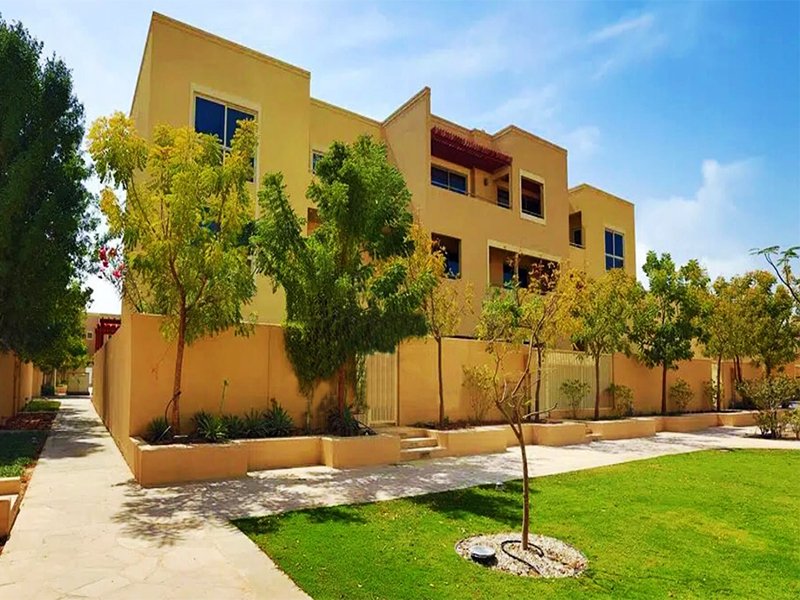 5 Schlafzimmer Villa in Al Raha Gardens, UAE, Nr. 19509