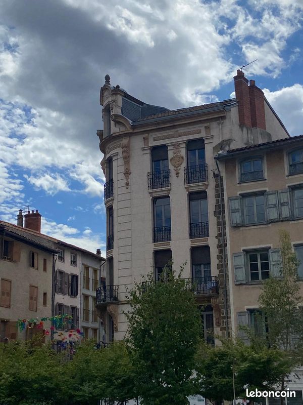 2 bedrooms Apartment in Le Puy-en-Velay, France No. 316558
