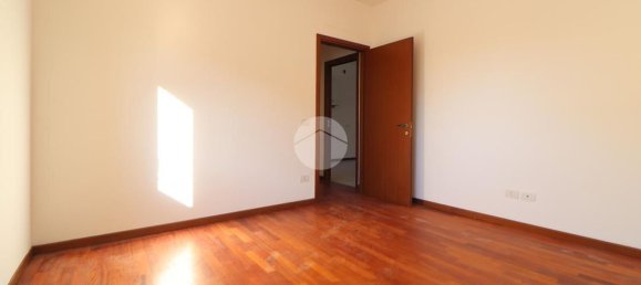 2 rooms Apartment in Mantua, Italy No. 248067 7