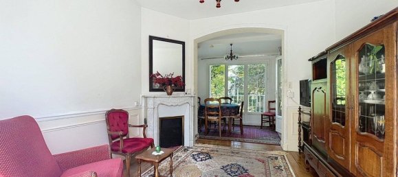 4 bedrooms House in Garches, France No. 351363 2