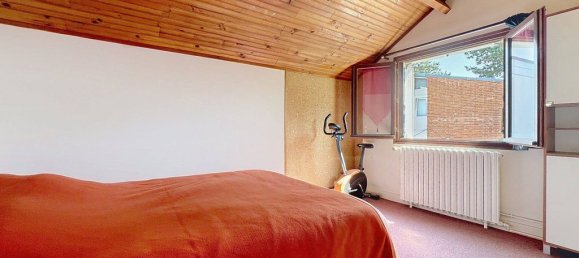 4 bedrooms House in Garches, France No. 351363 12