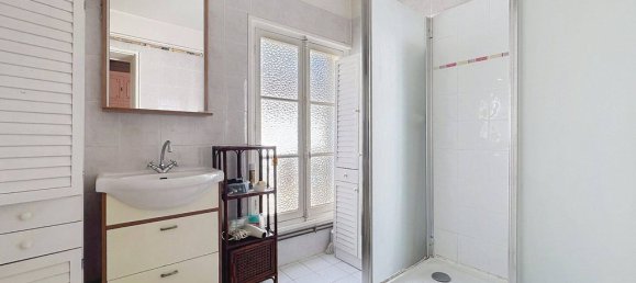 4 bedrooms House in Garches, France No. 351363 10