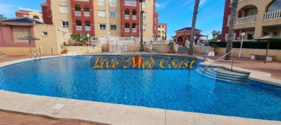 Apartamento de 2 dormitorios en Los Alcázares, Spain No. 185699 17