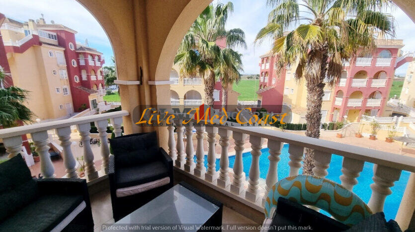 Apartamento de 2 dormitorios en Los Alcázares, Spain No. 185699