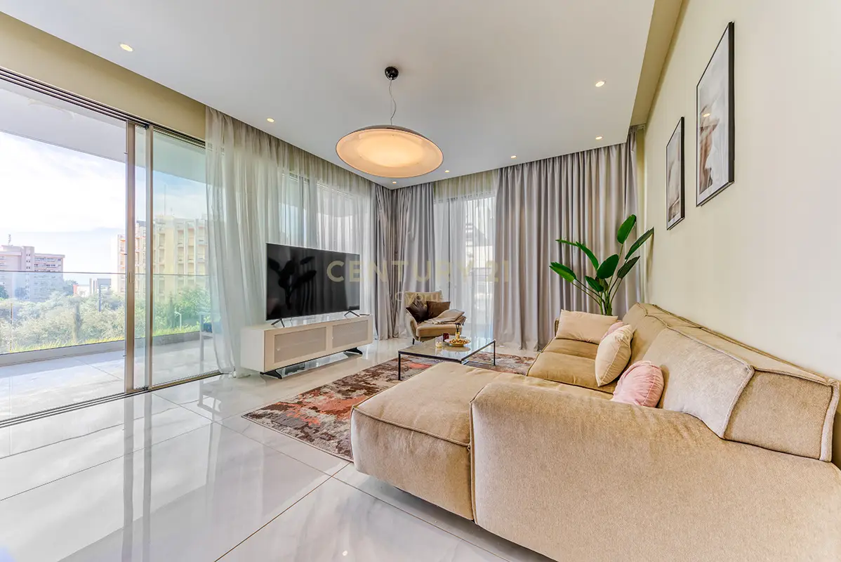 Apartamento T2 em Agios Tychonas, Cyprus N.º 5635