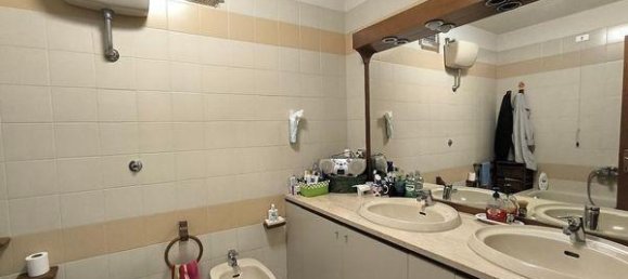 Apartamento de 4 habitaciónes en Pisa, Italy No. 233052 22
