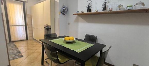 Apartamento de 4 habitaciónes en Pisa, Italy No. 233052 26