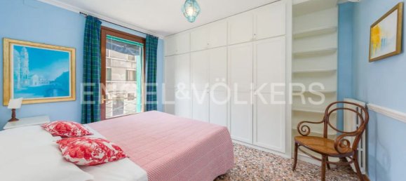 9 rooms Duplex in Venice, Italy No. 63000 16