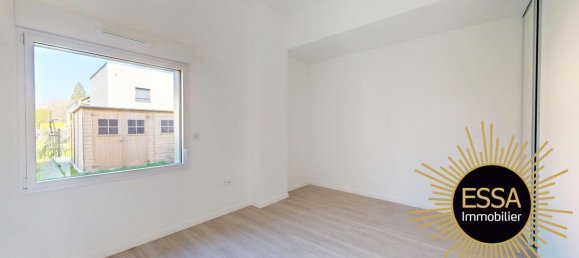 2 bedrooms Apartment in Chavenay, France No. 333409 4