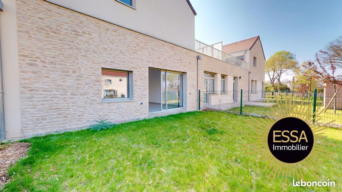 2 bedrooms Apartment in Chavenay, France No. 333409