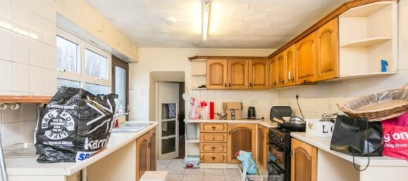 3 bedrooms House in Holyhead, United Kingdom No. 2272 26