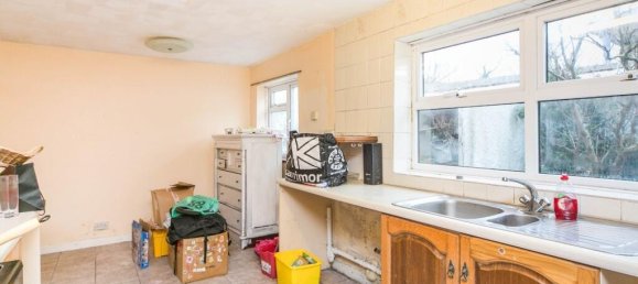 3 bedrooms House in Holyhead, United Kingdom No. 2272 24