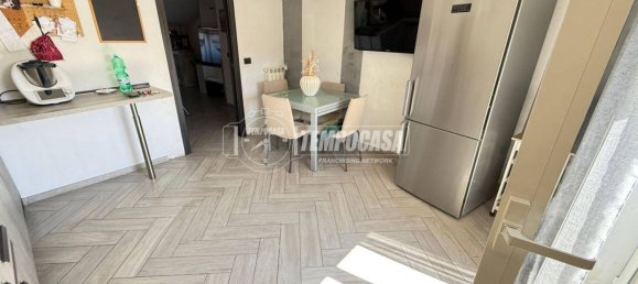 3 bedrooms Apartment in Giugliano in Campania, Italy No. 16620 3