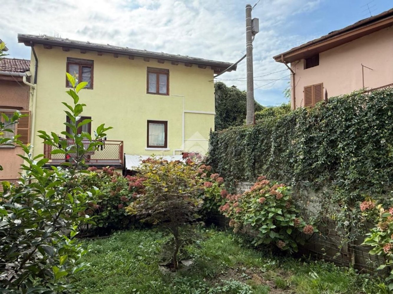 3 bedrooms House in Lanzo Torinese, Italy No. 345779