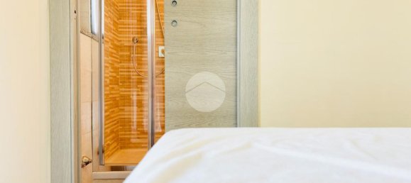 Квартира с 1 спальней в Турин, Италия № 299980 4