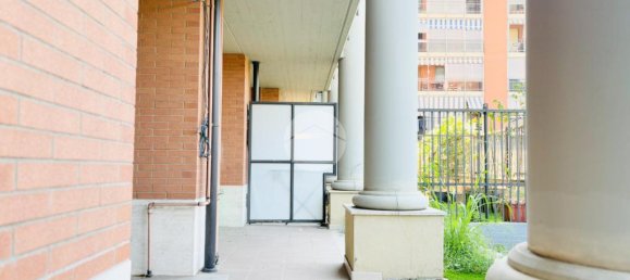 Квартира с 1 спальней в Турин, Италия № 299980 17