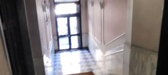 2-salle Appartement à Genoa, Italy No. 278822 7