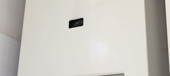 2-salle Appartement à Genoa, Italy No. 278822 19