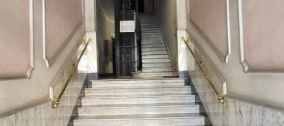 2-salle Appartement à Genoa, Italy No. 278822 6