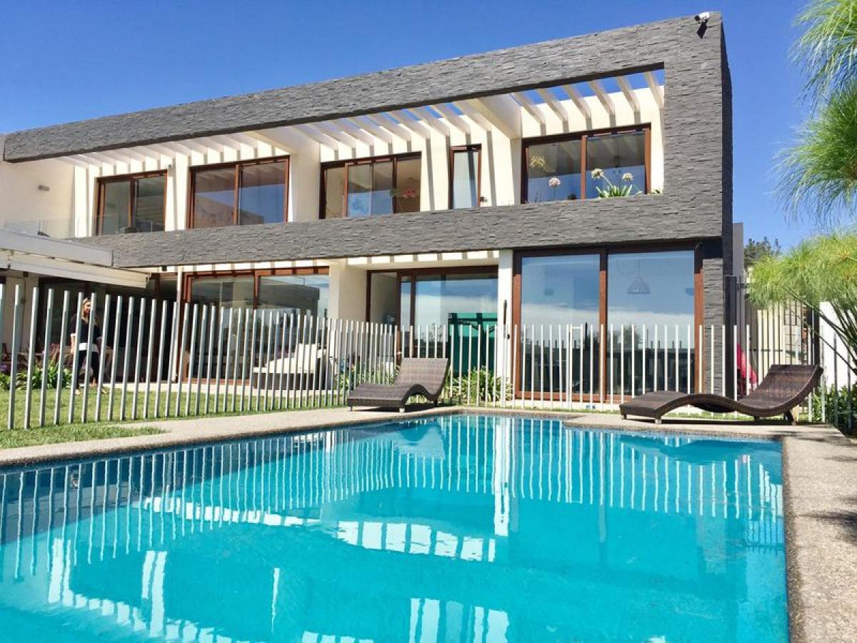 6 bedrooms House in Valparaiso, Chile No. 5719