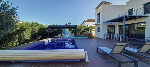 4 bedrooms Villa in Albufeira, Portugal No. 109218 10