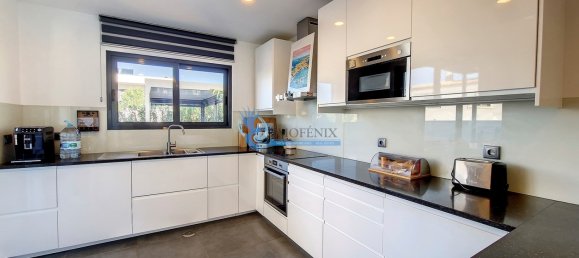 4 bedrooms Villa in Albufeira, Portugal No. 109218 5