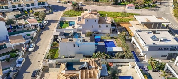 4 bedrooms Villa in Albufeira, Portugal No. 109218 31