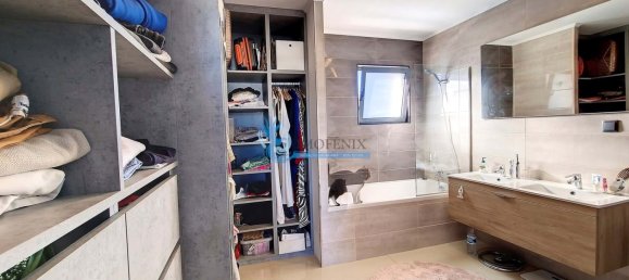 4 bedrooms Villa in Albufeira, Portugal No. 109218 14