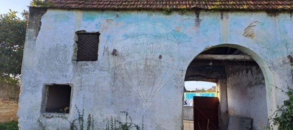 1 bedroom House in Febres, Portugal No. 32181 6