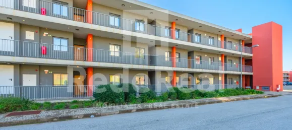 Apartamento de 3 dormitorios en Mexilhoeira Grande, Portugal No. 153673 43